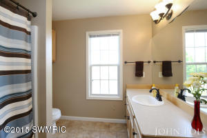 3556 Maple Leaf Ln, Hamilton, MI 49419 photo 17