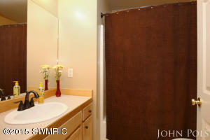3556 Maple Leaf Ln, Hamilton, MI 49419 photo 20