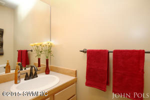 3556 Maple Leaf Ln, Hamilton, MI 49419 photo 13