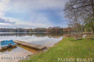 12574 S Sand Beach Dr, Grant, MI 49327 photo 3