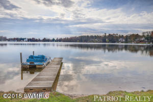 12574 S Sand Beach Dr, Grant, MI 49327 photo 4