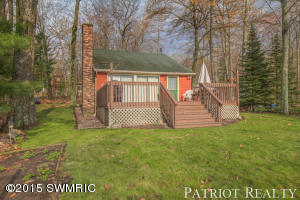 12574 S Sand Beach Dr, Grant, MI 49327 photo 1