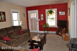 509 Exchange St, Spring Lake, MI 49456 photo 2
