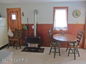 7342 Second St, Mecosta, MI 49332 photo 5