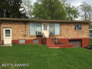 430 S Washington, Constantine, MI 49042 photo 2