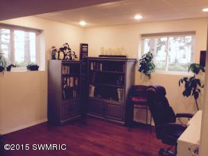 605 Forstrom Dr, Lowell, MI 49331 photo 8