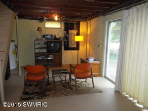 55 1st, Plainwell, MI 49080 photo 10