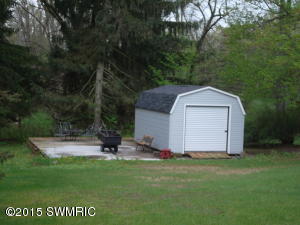 55 1st, Plainwell, MI 49080 photo 16