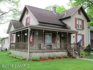 447 Maple St, Colon, MI 49040 photo 3