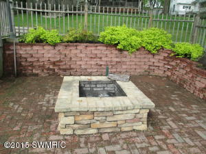 447 Maple St, Colon, MI 49040 photo 13