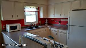 707 E State St, Belding, MI 48809 photo 6