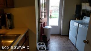 707 E State St, Belding, MI 48809 photo 13