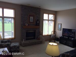 2390 Flagstone Dr, Flushing, MI 48433 photo 7