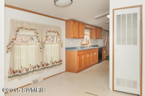 24953 E Point Dr, Mattawan, MI 49071 photo 11