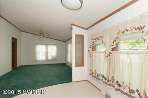 24953 E Point Dr, Mattawan, MI 49071 photo 10