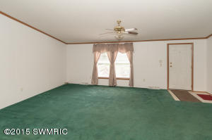 24953 E Point Dr, Mattawan, MI 49071 photo 3