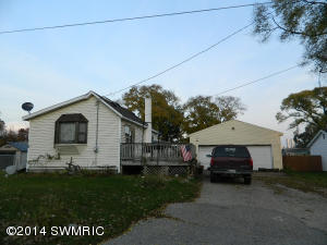 920 Jay, Belding, MI 48809 photo 1