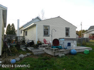 920 Jay, Belding, MI 48809 photo 2