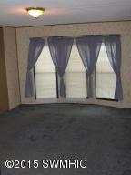 549 Willow Dr, Coldwater, MI 49036 photo 4