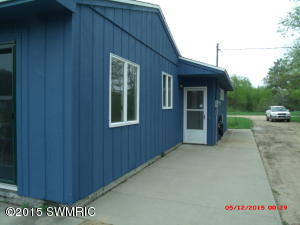 844 48th St, Pullman, MI 49450 photo 2