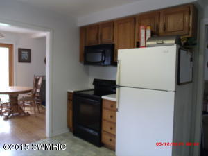 844 48th St, Pullman, MI 49450 photo 9