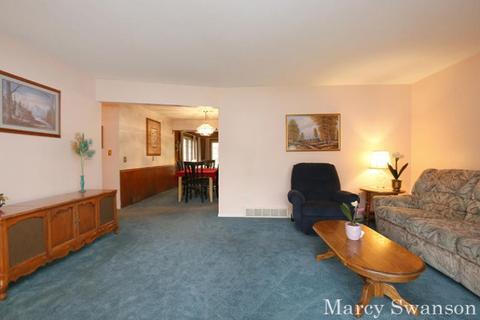 1503 Broadview Dr, Jenison, MI 49428 photo 5
