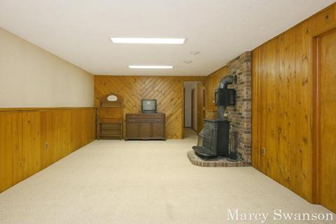 1503 Broadview Dr, Jenison, MI 49428 photo 16