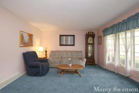 1503 Broadview Dr, Jenison, MI 49428 photo 3