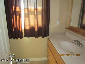 19501 Partello Rd, Marshall, MI 49068 photo 6