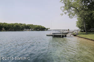492 E Gull Lake Dr, Augusta, MI 49012 photo 3