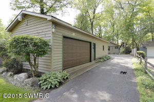 492 E Gull Lake Dr, Augusta, MI 49012 photo 32