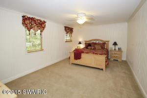 492 E Gull Lake Dr, Augusta, MI 49012 photo 14