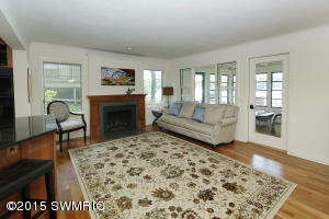 492 E Gull Lake Dr, Augusta, MI 49012 photo 7