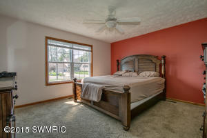 1210 Comstock Dr, Marshall, MI 49068 photo 12