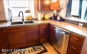 4092 Amazon Dr, Lowell, MI 49331 photo 4