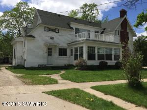 504 S Bridge St, Belding, MI 48809 photo 5