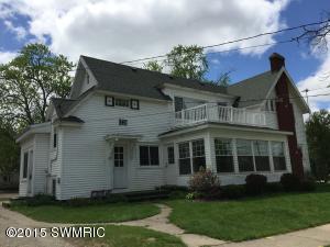 504 S Bridge St, Belding, MI 48809 photo 6