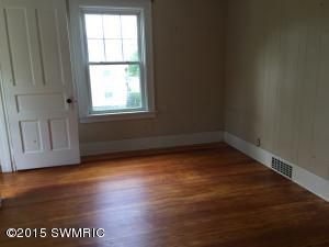 504 S Bridge St, Belding, MI 48809 photo 38