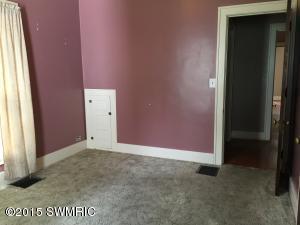 504 S Bridge St, Belding, MI 48809 photo 29