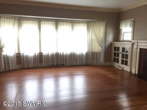 504 S Bridge St, Belding, MI 48809 photo 14