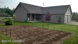 3059 Pine Dr SW, Stanton, MI 48888 photo 1