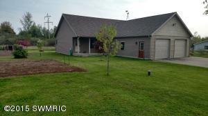 3059 Pine Dr SW, Stanton, MI 48888 photo 2