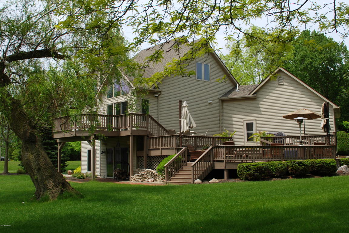 323 Caroline Dr, Coldwater, MI 49036 photo 9