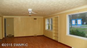 57571 Walnut St, Three Rivers, MI 49093 photo 3