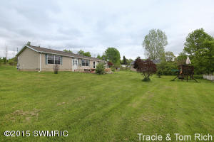 9986 Kehoe Dr NE, Ada, MI 49301 photo 23