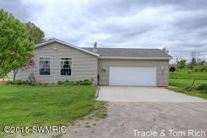 9986 Kehoe Dr NE, Ada, MI 49301 photo 6