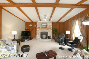 9986 Kehoe Dr NE, Ada, MI 49301 photo 7