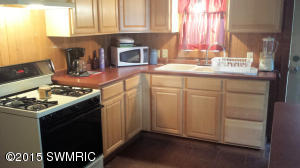 1059 E 88th St, Newaygo, MI 49337 photo 4