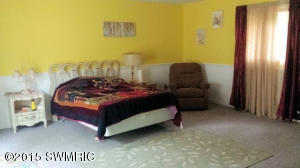 1059 E 88th St, Newaygo, MI 49337 photo 12
