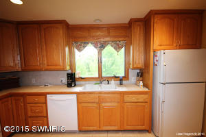 9313 Bailey Dr NE, Ada, MI 49301 photo 11